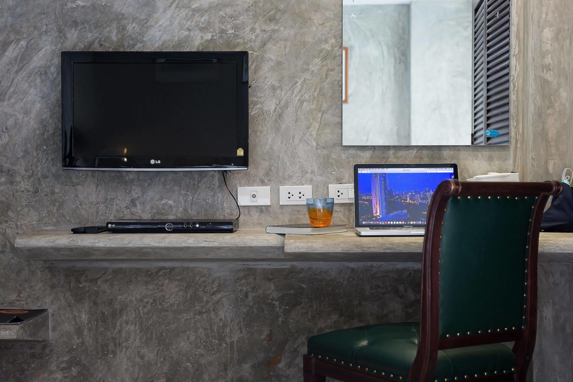 Buddy Boutique Inn Бангкок Экстерьер фото